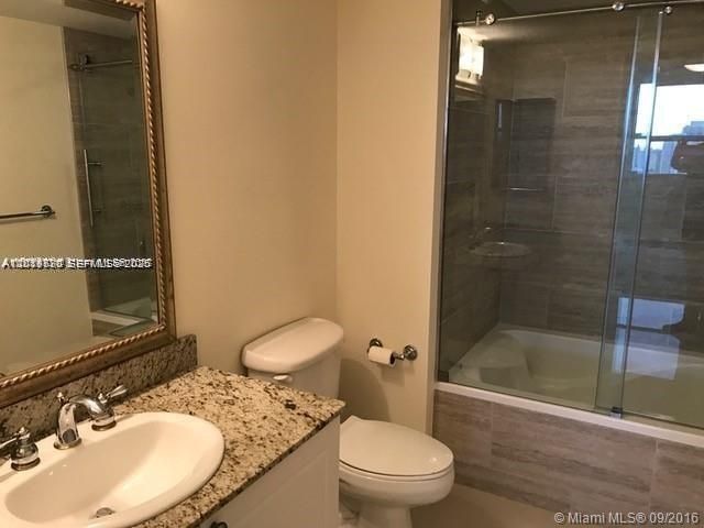 19501 W Country Club Dr, Unit 2115, Aventura, FL 33180 Photo