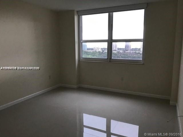 19501 W Country Club Dr, Unit 2115, Aventura, FL 33180 Photo