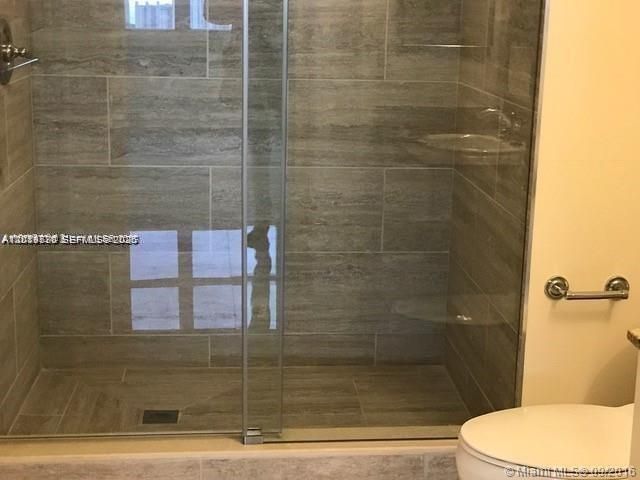 19501 W Country Club Dr, Unit 2115, Aventura, FL 33180 Photo
