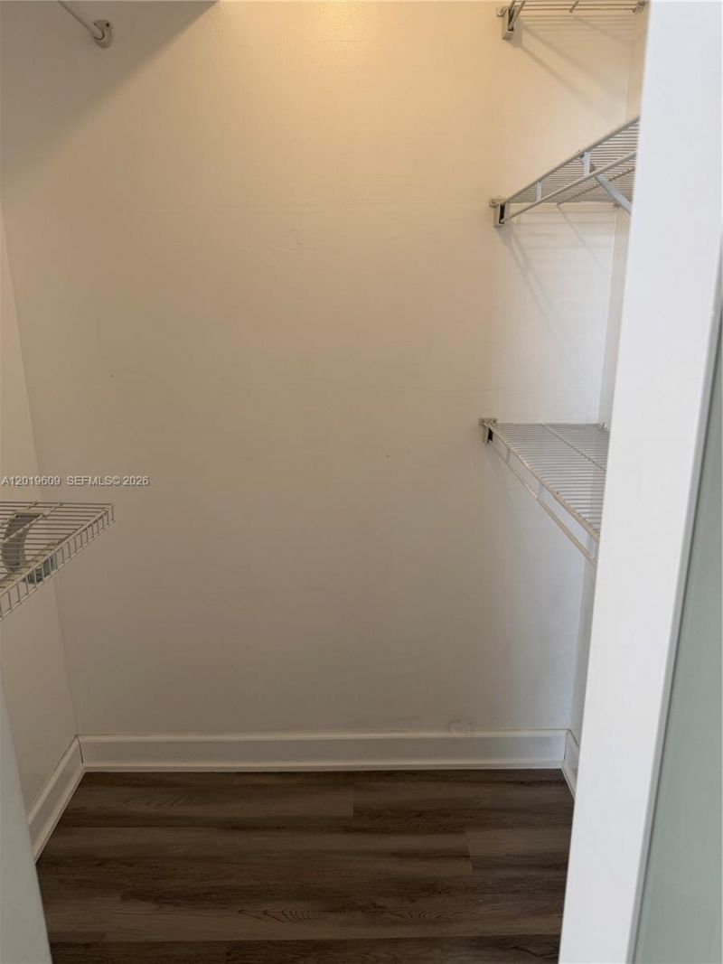2350 NE 135th St, Unit 1110, North Miami, FL 33181 Photo