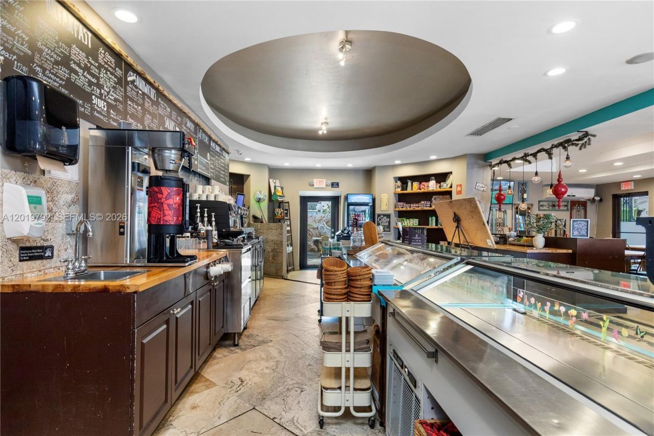 2915 E Las Olas Blvd , Fort Lauderdale, FL 33316 Photo