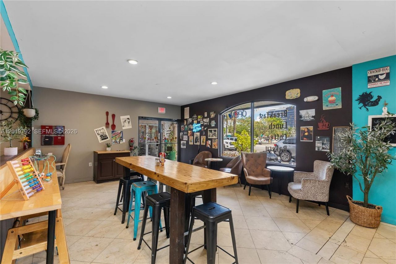 2915 E Las Olas Blvd , Fort Lauderdale, FL 33316 Photo