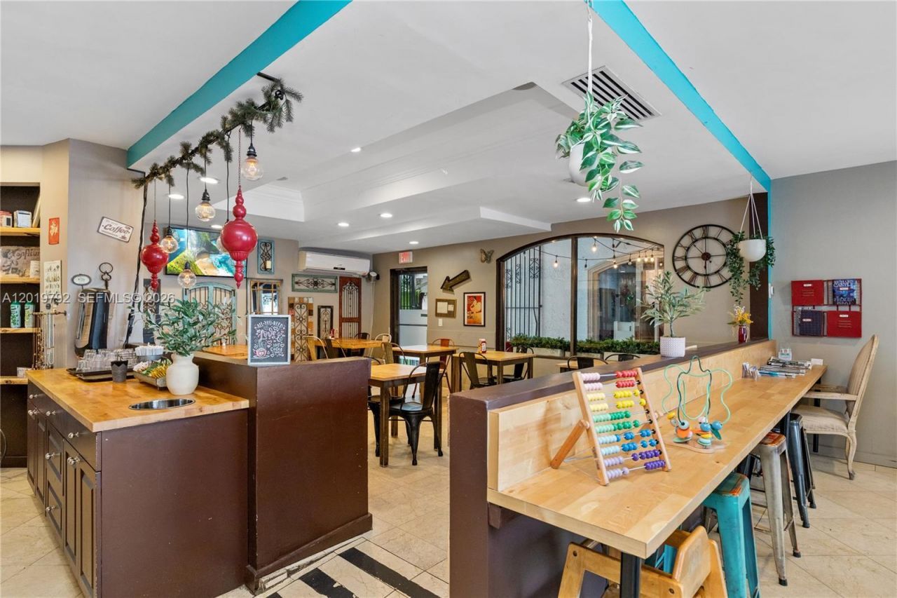 2915 E Las Olas Blvd , Fort Lauderdale, FL 33316 Photo