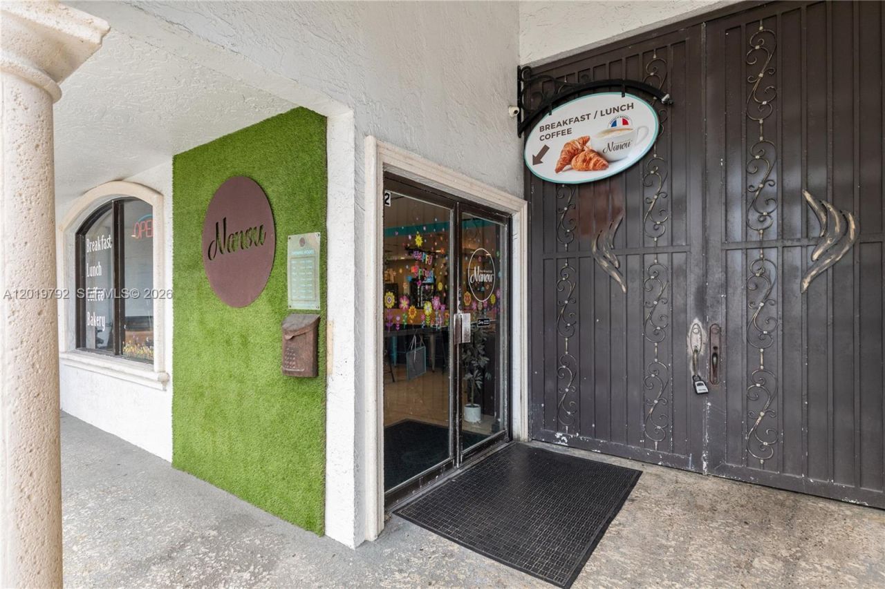 2915 E Las Olas Blvd , Fort Lauderdale, FL 33316 Photo
