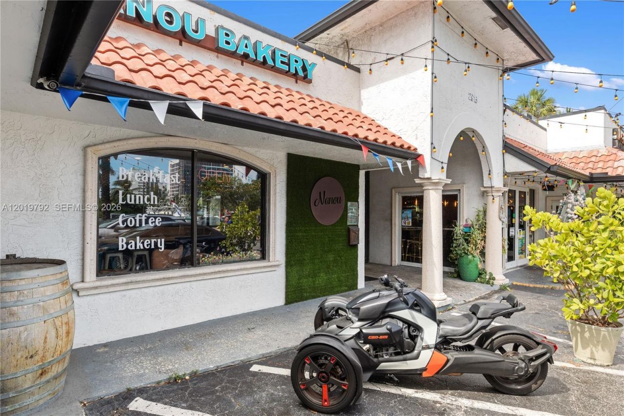 2915 E Las Olas Blvd , Fort Lauderdale, FL 33316 Photo