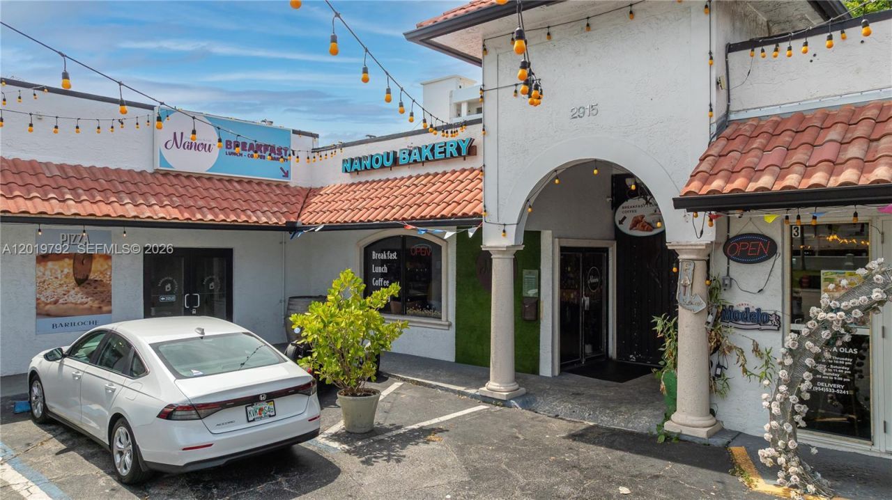 2915 E Las Olas Blvd , Fort Lauderdale, FL 33316 Photo