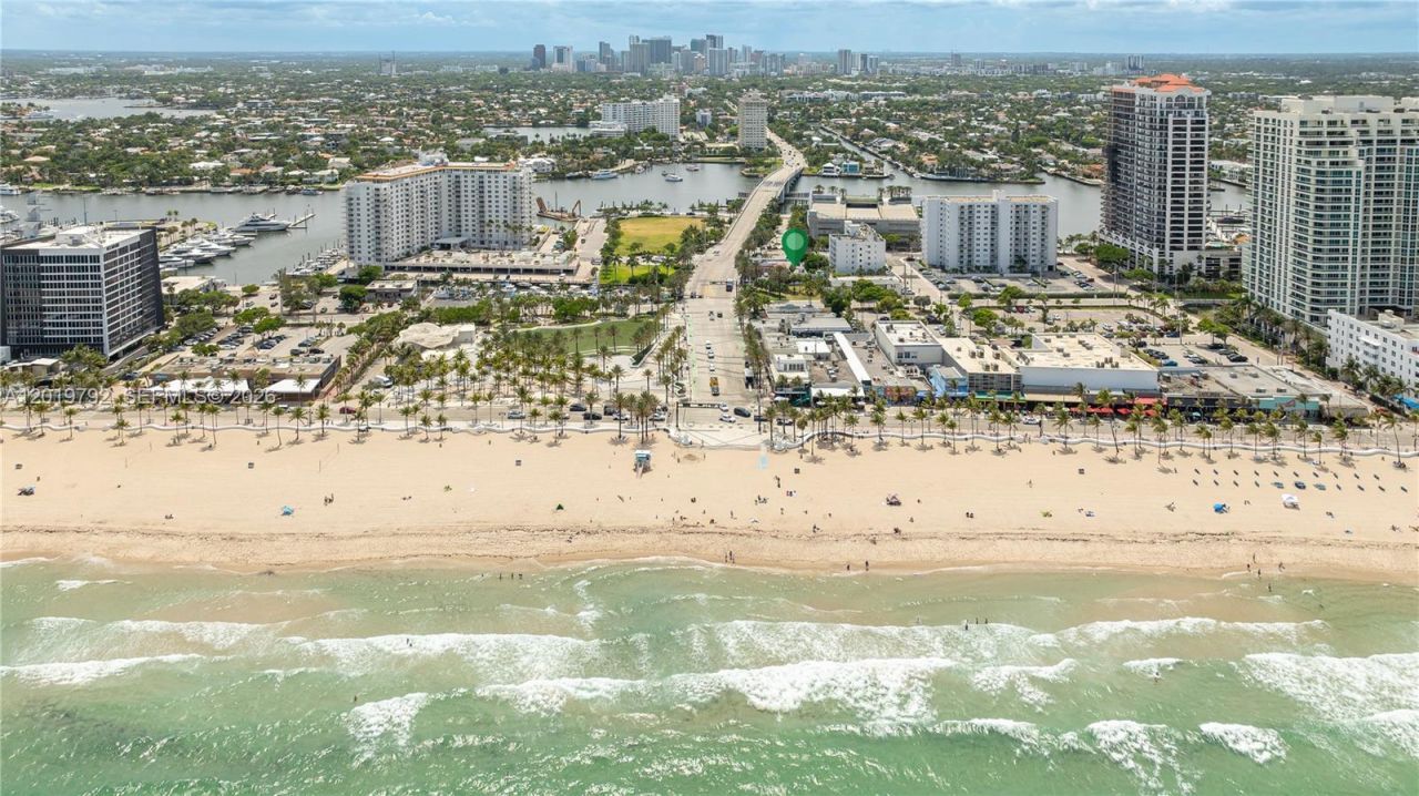2915 E Las Olas Blvd , Fort Lauderdale, FL 33316 Photo