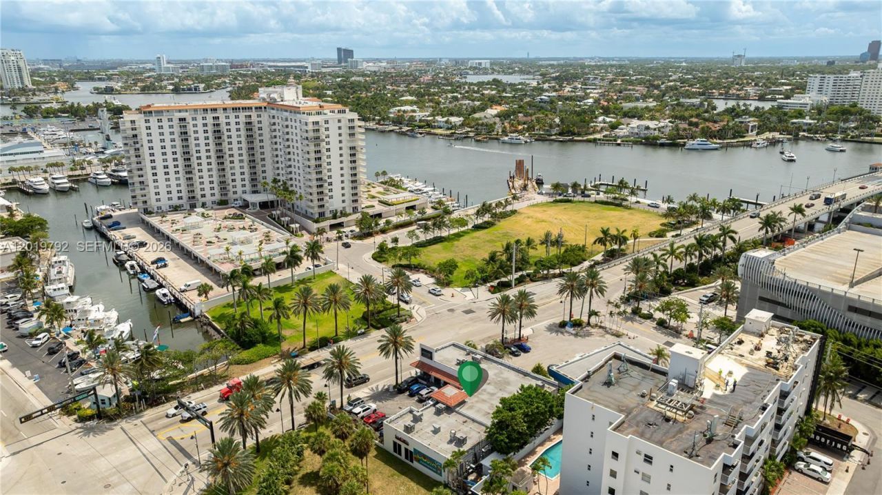 2915 E Las Olas Blvd , Fort Lauderdale, FL 33316 Photo