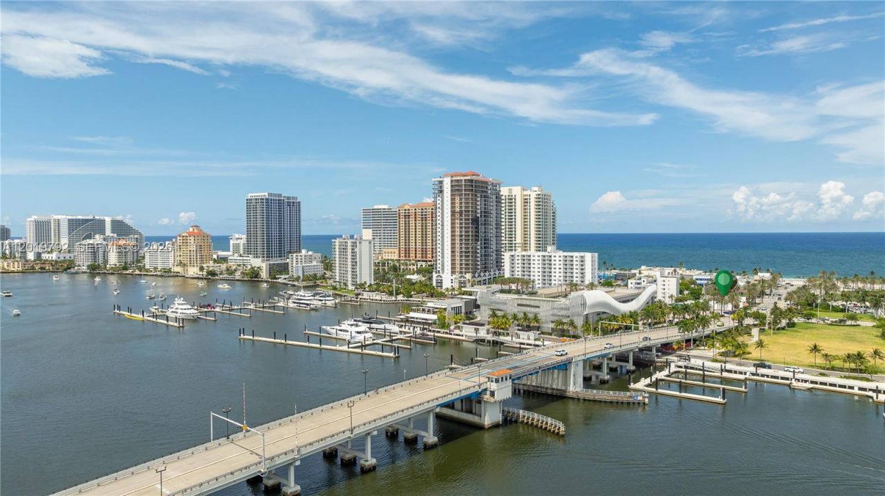 2915 E Las Olas Blvd , Fort Lauderdale, FL 33316 Photo