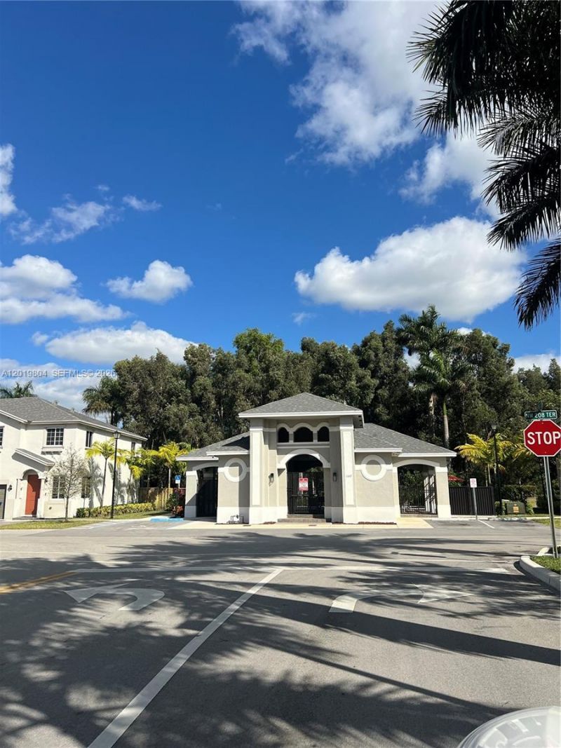 1088 NW 208th Ter , Unit 1088, Miami Gardens, FL 33169 Photo