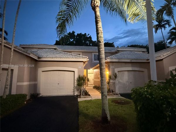 2078 Madeira Dr, Weston, FL 33327