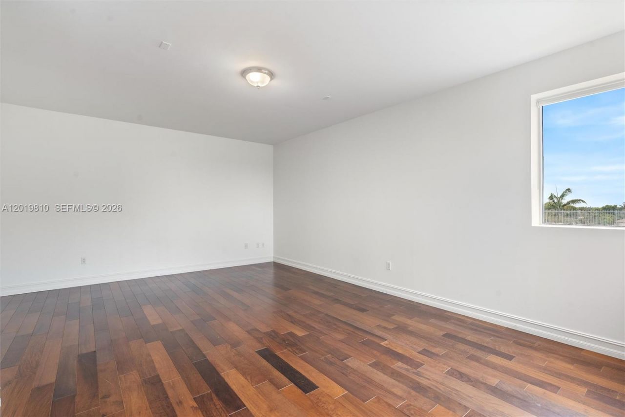 455 E Palmetto Park Rd , Unit 4E, Boca Raton, FL 33432 Photo