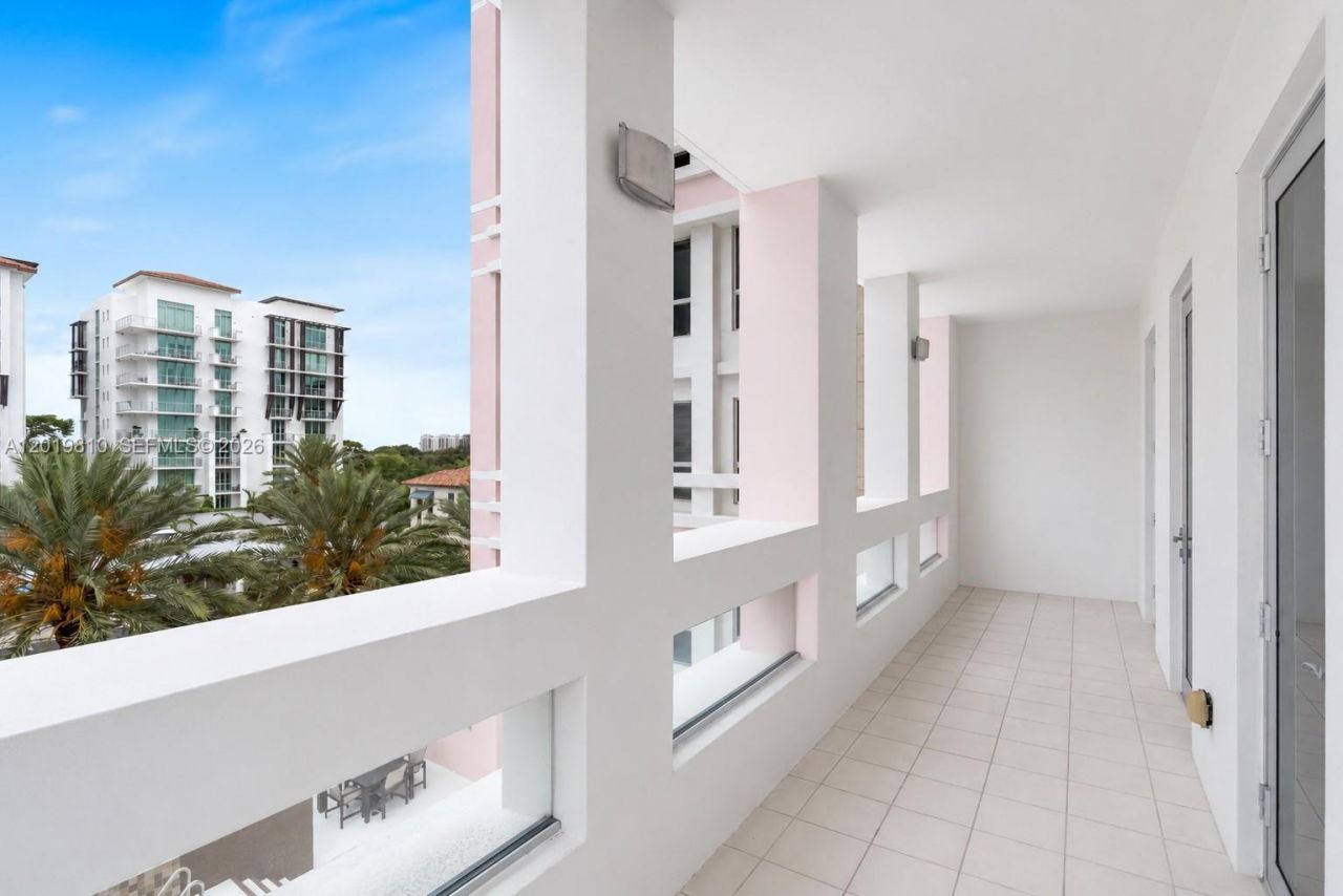 455 E Palmetto Park Rd , Unit 4E, Boca Raton, FL 33432 Photo