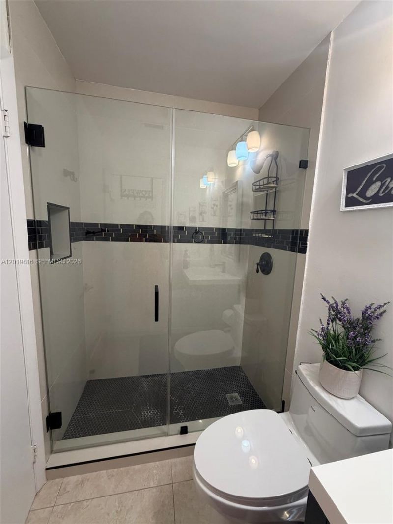 8325 NW 37th Pl , Unit 8325, Sunrise, FL 33351 Photo
