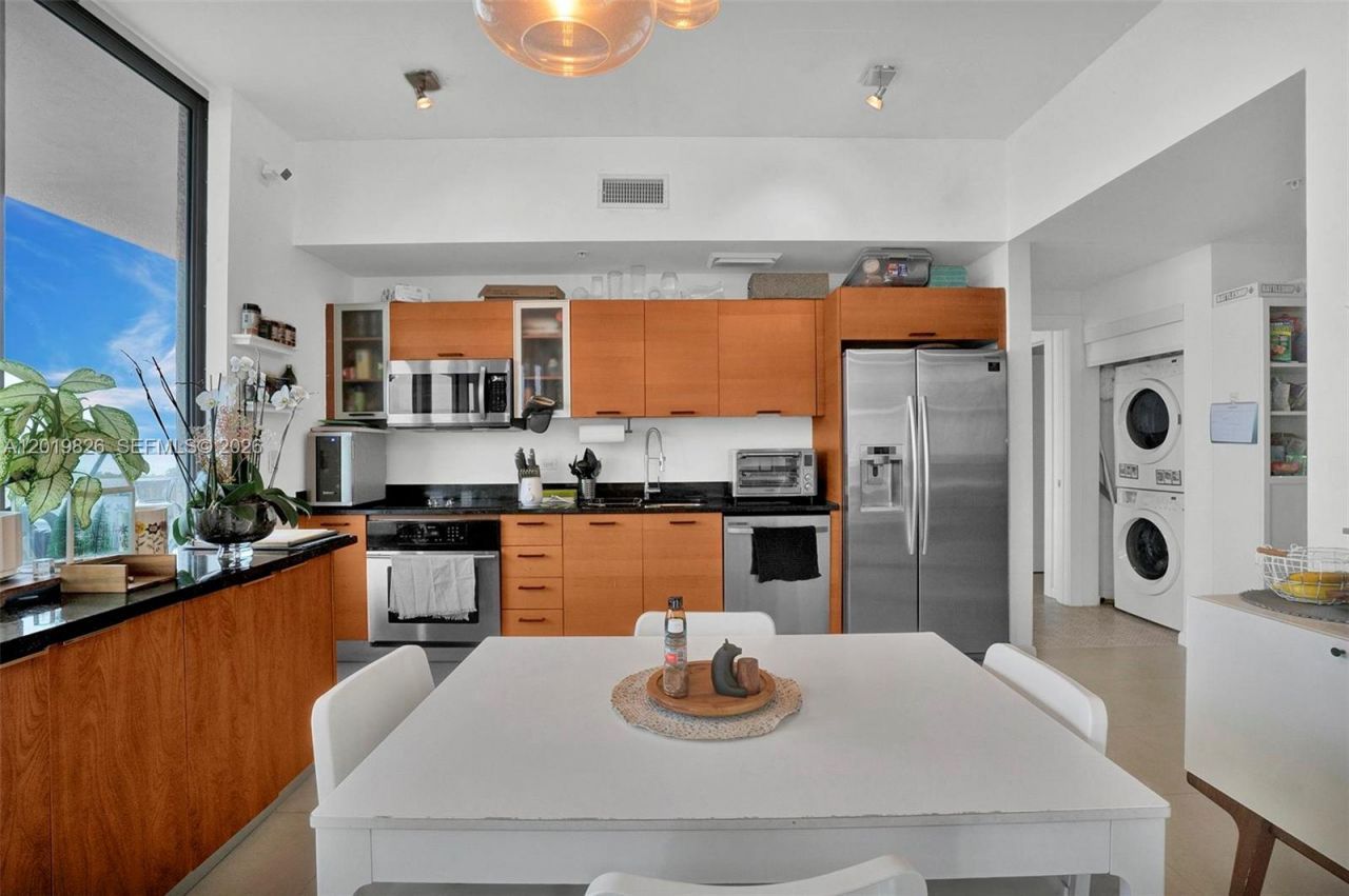 3470 E Coast Ave , Unit H0904, Miami, FL 33137 Photo