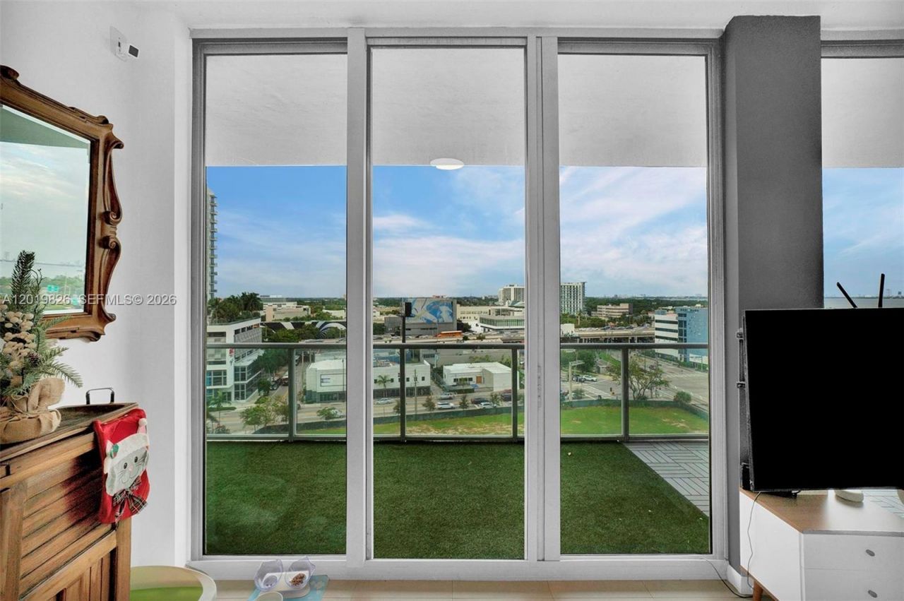 3470 E Coast Ave , Unit H0904, Miami, FL 33137 Photo
