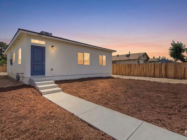 10913 San Fernando Street, Lamont, CA 93241