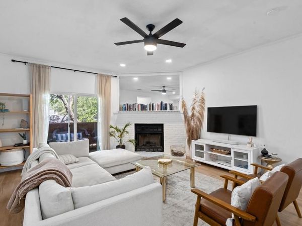 2508 W 12th ST, Unit 203, Austin, TX 78703