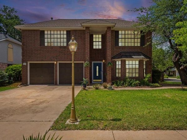 8408 Glen Canyon DR, Round Rock, TX 78681