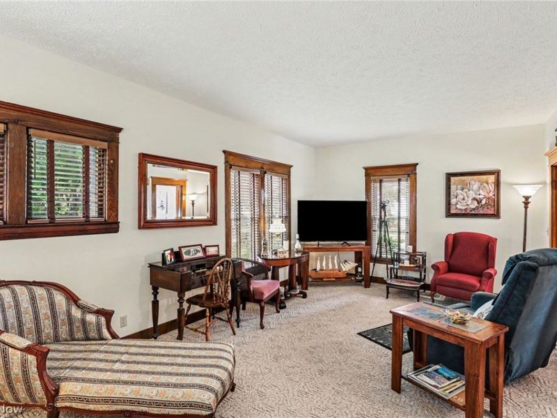 290 Park Avenue, Conneaut, OH 44030 Photo 12