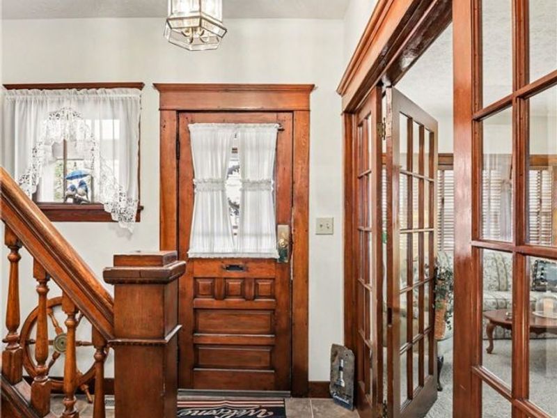 290 Park Avenue, Conneaut, OH 44030 Photo 9