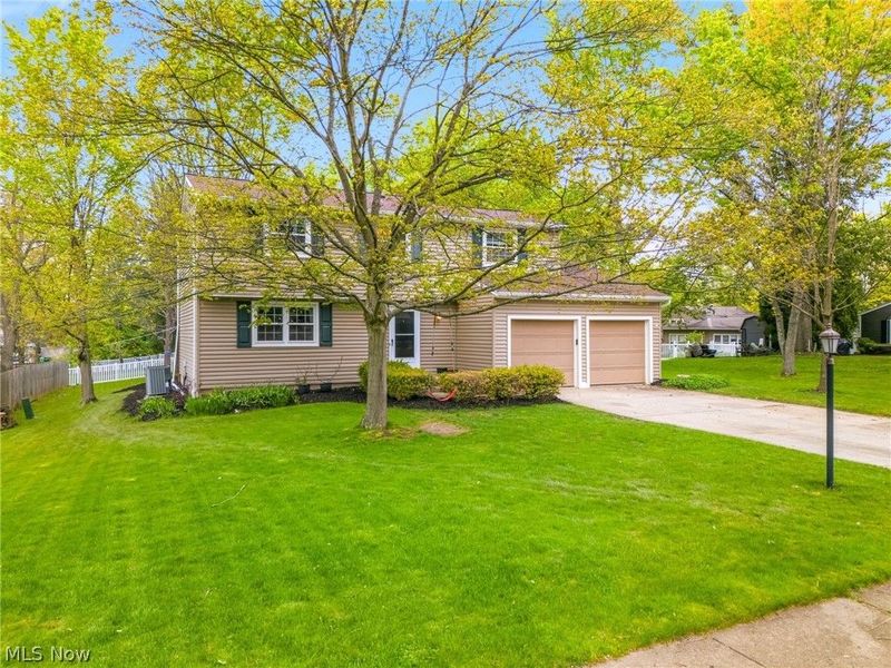 4501 Chatwood Drive, Stow, OH 44224 Photo 2