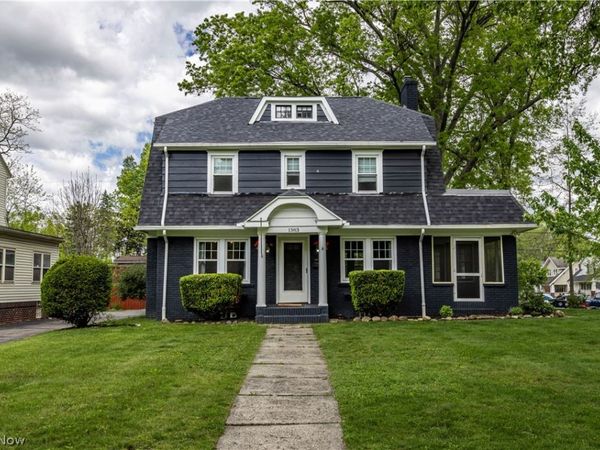 1383 Delia Avenue , Akron, OH 44320