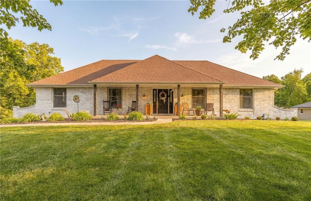 200 Cummings Drive, Gower, MO 64454 Main Photo