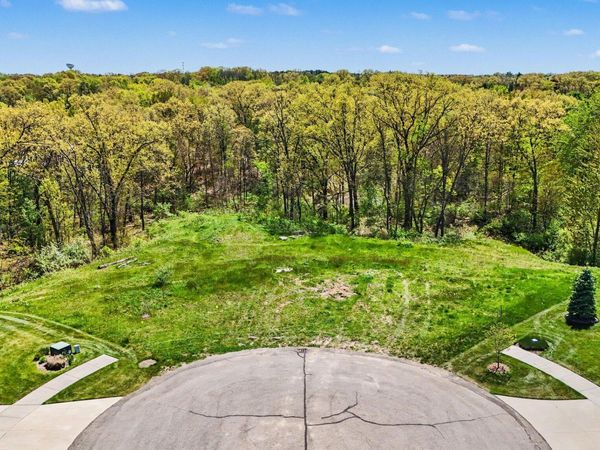 4277 Trail View NE, Grand Rapids, MI 49525