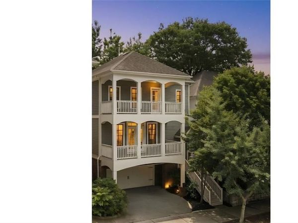 737 St Charles Avenue NE, Atlanta, GA 30306