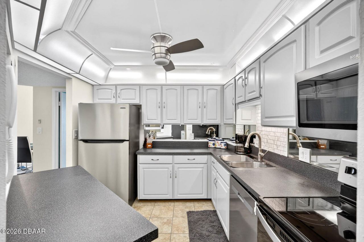 935 N Halifax Avenue, Unit 1106, Daytona Beach, FL 32118 Photo
