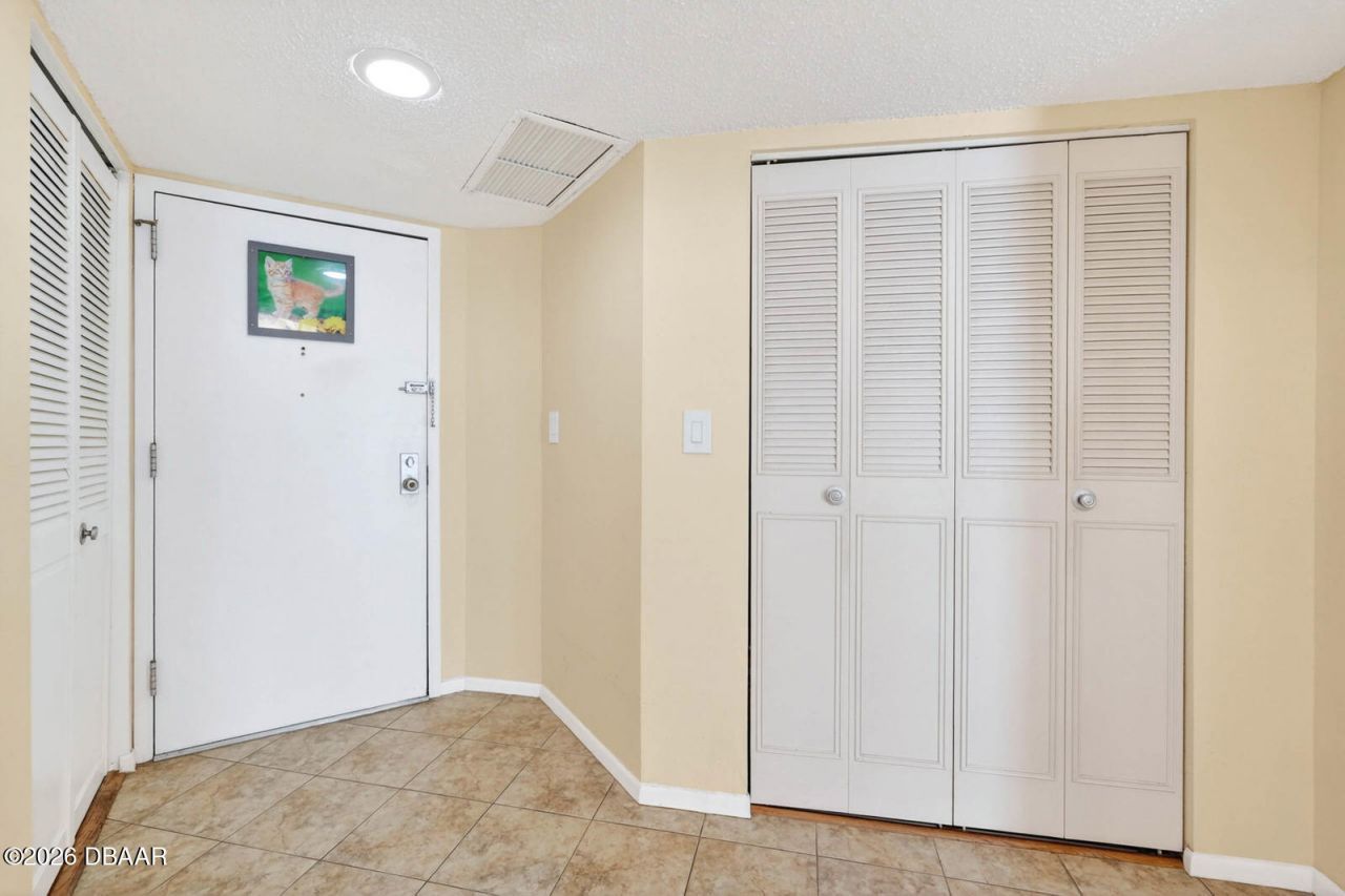 935 N Halifax Avenue, Unit 1106, Daytona Beach, FL 32118 Photo