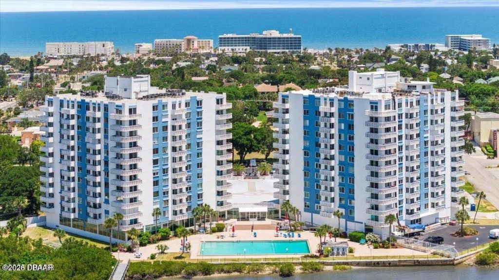 935 N Halifax Avenue, Unit 1106, Daytona Beach, FL 32118 Photo