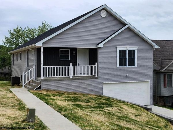 42 Harvest Way, Bridgeport, WV 26330