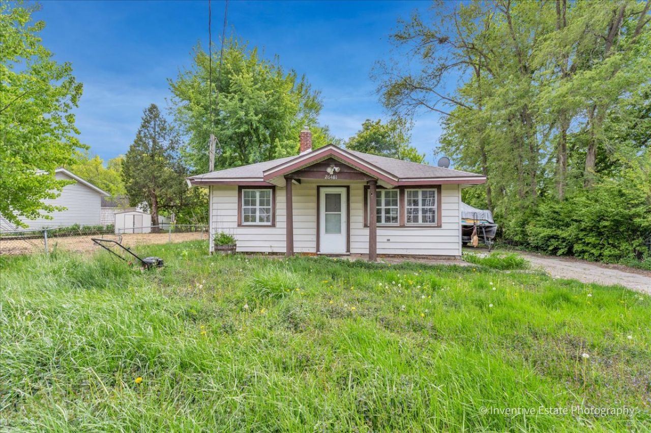 26481 W Springwell Avenue, Antioch, IL 60002 Main Photo