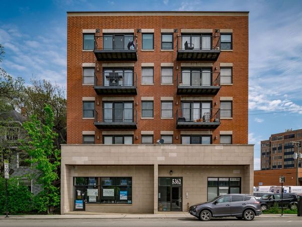 5362 W Lawrence Avenue , Unit 2W, Chicago, IL 60630