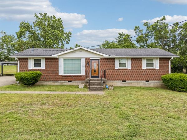 229 Grandview Dr , Old Hickory, TN 37138