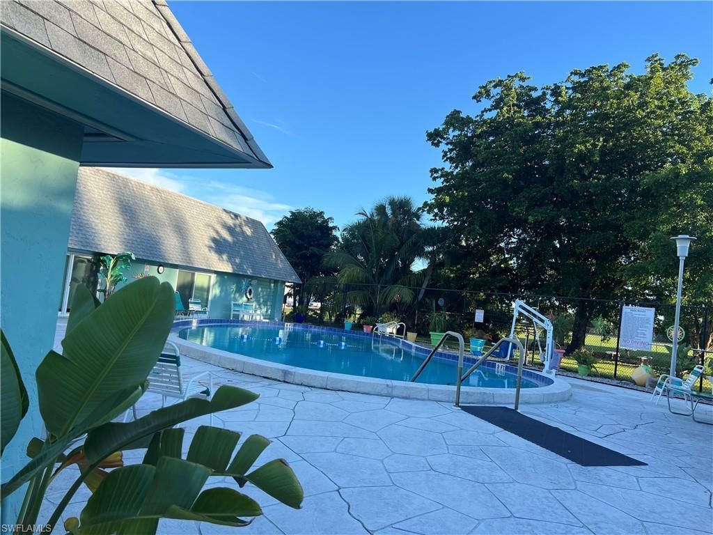 120 Grassy Key Ln , Unit 38, Naples, FL 34114 Photo
