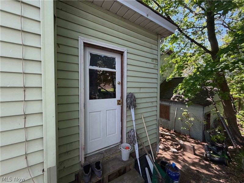 825 Laura Avenue, East Liverpool, OH 43920 Photo 16