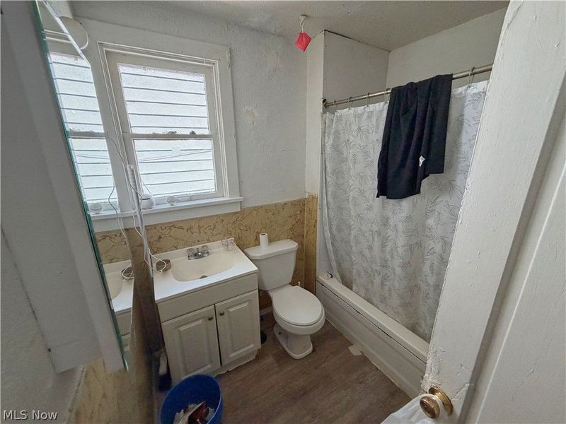 825 Laura Avenue, East Liverpool, OH 43920 Photo 5