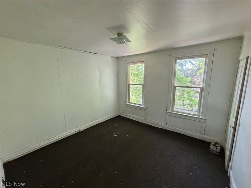 825 Laura Avenue, East Liverpool, OH 43920 Photo 9
