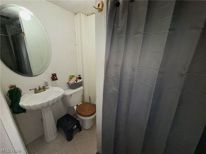 1013 Bradshaw Avenue, East Liverpool, OH 43920 Photo 20
