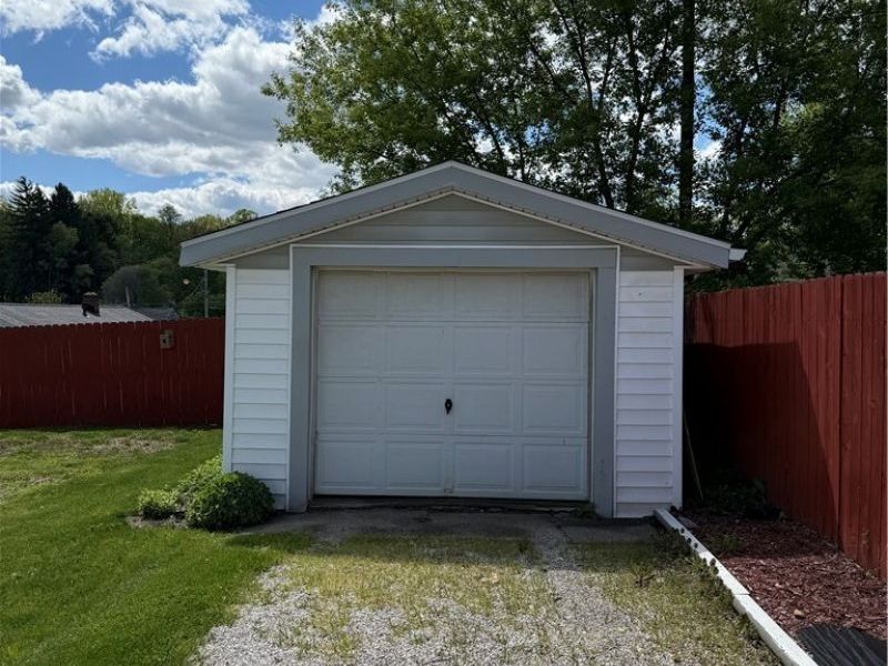 462 Larkin Avenue, Akron, OH 44305 Photo 13