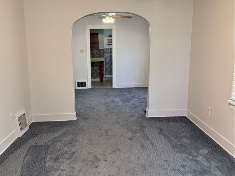 462 Larkin Avenue, Akron, OH 44305 Photo 4