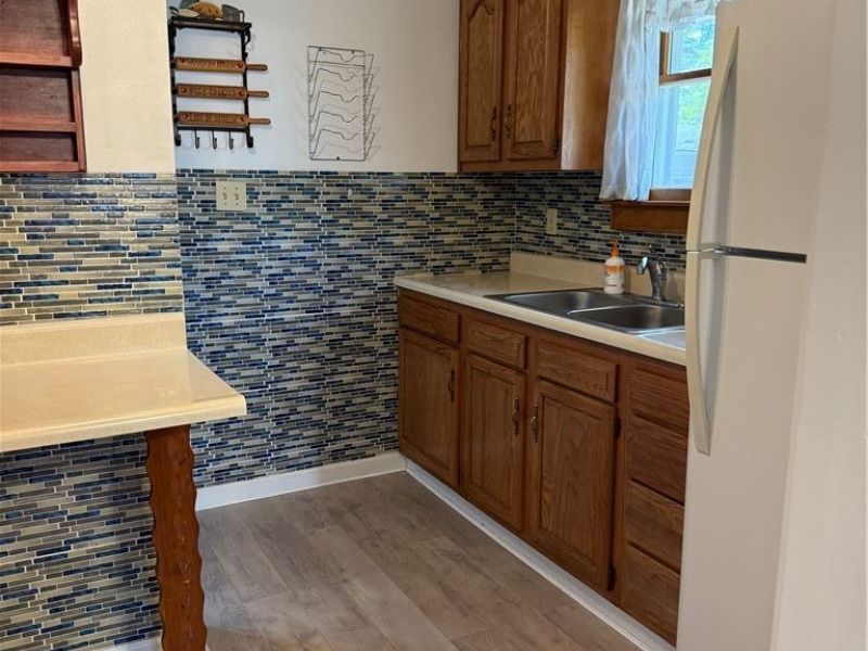 462 Larkin Avenue, Akron, OH 44305 Photo 8