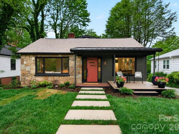 4 Baird Lane, Asheville, NC 28804
