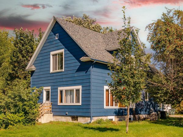 276 Minnesota Avenue W, Glenwood, MN 56334