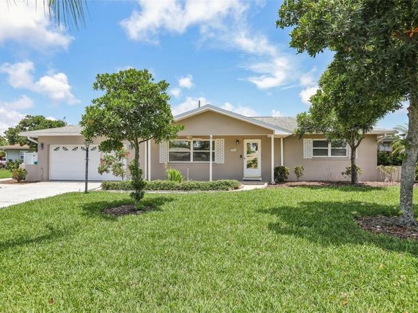 11589 64TH TERRACE , SEMINOLE, FL 33772