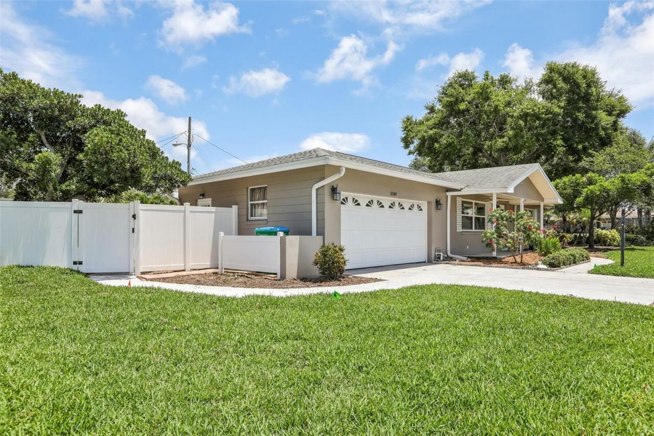 11589 64th Terrace, Seminole, FL 33772 Photo