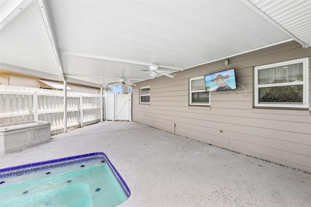 11589 64th Terrace, Seminole, FL 33772 Photo